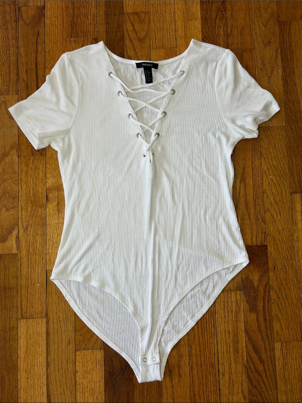 Forever 21 White Ribbed Lace-Up Short Sleeve Bodysuit Size XL